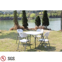 Ensemble table et chaises pliantes en plastique blanc pour les repas Tables et chaises carrées pliantes d'extérieur pour les événements