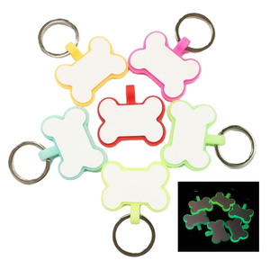 Elegante Targhetta per Animali Domestici a Forma di Osso in Silicone, Portachiavi Luminoso e <span class=keywords><strong>Collare</strong></span> Antiperditaa per Cani con Incisione Laser Personalizzata - Product Image 1