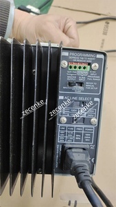 Fuente de Alimentación CC Variable Regulada GW Instek GPS-1850D 0-20V 0-5A Usada con 1 Mes de Garantía - Product Image 2
