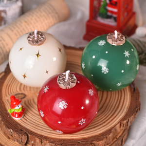 Vela perfumada con forma de bola navideña, vela redonda con estampado de copo de nieve y estrella para mesa de Navidad, decoración para fiestas en casa, regalo navideño - Product Image 3