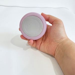 China Warehouse 20Oz White Glow in Dark Sublimation Blanks Display Speaker Straight Water Bottle for Hot Printing - Product Image 2