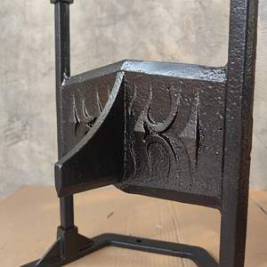 เครื่องผ่าฟืนเหล็กหล่อจากโรงงานโดยตรง ขนาด 350 มม. ด้ามขวาน ใบมีด 210 มม. แบบใช้มือ สำหรับใช้ในบ้านและสวนหลังบ้าน - Product Image 5