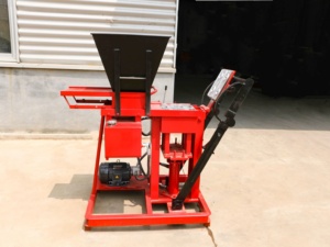 Machine à briques stabilisées à la terre HR2-25, machine à blocs de terre compressés, maquina manual para ladrillos - Product Image 6