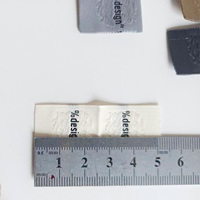 Étiquettes tissées avec logo de marque de luxe personnalisée, accessoires de vêtements faits à la main, bricolage, étiquettes avec motif carré brodé et pli central