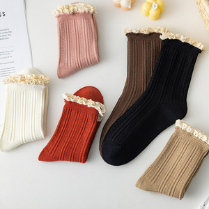 Vente <span class=keywords><strong>en</strong></span> Gros de Haute Qualité Femmes Colorées Dentelle <span class=keywords><strong>Bas</strong></span> <span class=keywords><strong>Mi</strong></span> Tube <span class=keywords><strong>Coton</strong></span> Chaussettes - Product Image 4