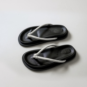 Sandales PUP d'été pour la plage, nouvelles sandales unisexes faites à la main en cuir de vache véritable, à bout tubulaire, semelle épaisse, noires, légères - Product Image 4