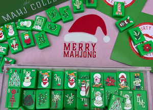 Juego de Mahjong Americano Navideño Retro Personalizado al por Mayor, 160 Fichas Acrílicas Verdes Grabadas con Diseño de Santa Claus (Solo Fichas) - Product Image 3