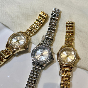 Montre pour femme de marque, design élégant, sertie de diamants, en acier inoxydable, étanche, à quartz, avec aiguilles, classique, polyvalente, élégante - Product Image 5