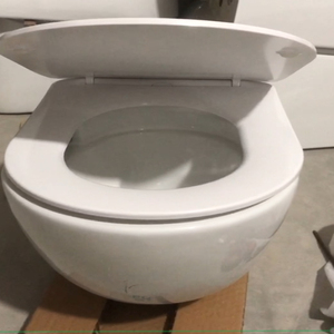 Articles sanitaires pour salle de bain, Siphon en P en céramique, WC monobloc en céramique blanc, Ensemble WC vertical pour femmes, WC à la turque - Product Image 2