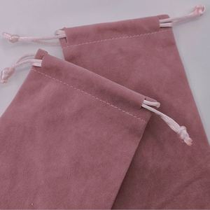 Pochettes Cadeaux Personnalisées en Tissu Velours avec Cordon pour Bijoux, Bonbons, Cadeaux de Mariage, Artisanat, Recyclables avec Option de Marquage - Product Image 5