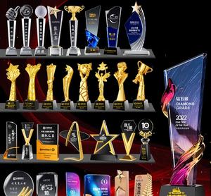 جائزة كريستال شرفية بتصميم إبداعي مخصص للبيع بالجملة، كأس كريستال محفور كهدية للأعمال - Product Image 6