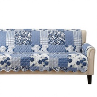 Housse de canapé réversible en polyester Great Bay Home, patchwork, lavable en machine, sangles élastiques, détails surpiqués pour enfants et animaux domestiques (Bleu marine)