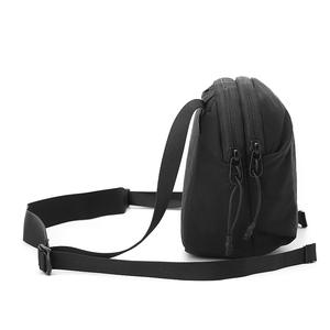 Sac bandoulière léger et imperméable We Power pour homme, couleur unie, pour le quotidien, les trajets et les voyages, collection Printemps 2025 - Product Image 3