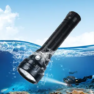 Senter bawah air lampu selam daya tinggi, Senter LED 5000lm paduan aluminium IPX8 tahan lama dapat diisi ulang