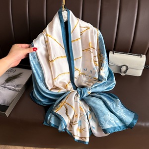Sciarpa di <span class=keywords><strong>seta</strong></span> personalizzata sciarpe di <span class=keywords><strong>seta</strong></span> <span class=keywords><strong>blu</strong></span> stampa digitale <span class=keywords><strong>Foulard</strong></span> En Soie donna sciarpa di <span class=keywords><strong>seta</strong></span> con Logo - Product Image 2