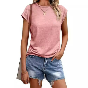 T-shirt da donna girocollo con stampa a caldo, casual, con pantaloncini abbinati, design elegante, realizzati artigianalmente. - Product Image 1