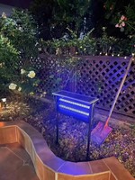 Lámpara Antimosquitos Ultravioleta de la Mejor Calidad, Segura, Impermeable y con Energía Solar, Adecuada para Patios, Jardines y Granjas