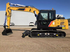Excavatrice neuve 2026 de 13,5 tonnes SY135C avec marteau hydraulique et garantie - Product Image 2