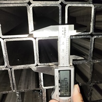 Acier au carbone ASTM A500 Gr.B, profil creux rectangulaire de 20 mm à 40 mm, options soudées par ERW et sans soudure pour tuyaux de construction