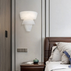 ฮุ่ยจู ไลท์ติ้งโคมไฟติดผนังหินอ่อน LED 220V สไตล์วินเทจฝรั่งเศสห้องนอนห้องนั่งเล่น - Product Image 3