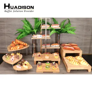 Set di stand per torta nuziale per hotel a 5 stelle con espositore per cupcake in legno di alta qualità huawei