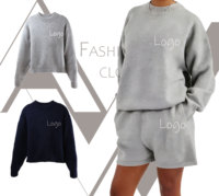 Ensemble Lounge en Maille Style Varsity pour Femme : Pull Col Rond Oversize et Short, Gris Mélange, avec Logo en Peluche