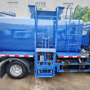 Camion benne latérale ISUZU 6m³ pour déchets, avec élévateur de conteneurs de déchets de cuisine à chargement automatique, véhicule de collecte des ordures, châssis japonais - Product Image 6