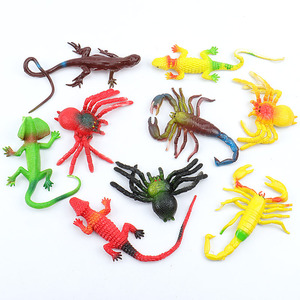Animales simulados de plástico, lagartos, escorpiones, arañas, juguetes de broma de una sola talla para niños de 4 a 6 años - Product Image 2