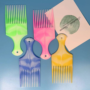 Vente en gros directe d'usine Yisijia 628 #   Peigne en plastique à dents fines pour l'insertion de l'huile - Product Image 3