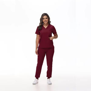 Nouveaux ensembles d'uniformes médicaux pour infirmières et médecins – Tenues de travail élégantes et modernes - Product Image 1