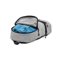 Mochila Convertible 2 en 1 Ecológica y Resistente al Agua BrandCharger Vstainable Unisex con Luz Nocturna, 20 Litros, MB-BC-50033, RPET