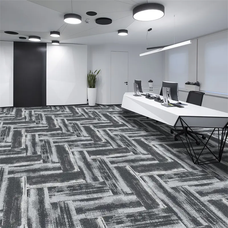 Роскошные офисные ковровые плитки 50x50 модульная петля с дизайном сваи коммерческие ковровые плитки с ПВХ основой