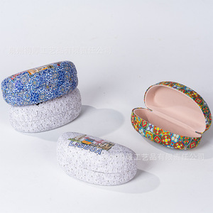 Estuches para Gafas Personalizados con Temática de Ciudades Europeas, Lisboa, Sevilla, Regalo Cultural de Resina, Estuche Rígido de Plástico de 3-5.9 Pulgadas con Diseño Impreso - Product Image 3