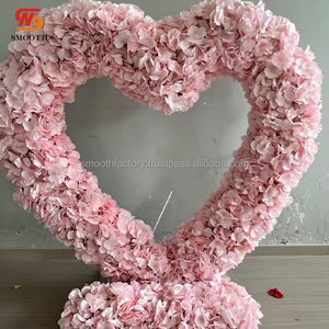 Arco de Flores de Hortensias Artificiales Rosadas en Forma de Corazón, Hecho a Mano con Seda, para Decoración de Bodas al Aire Libre, LEDA Outdoor Proposals - Product Image 6