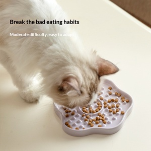 Assiettes à lécher anti-étouffement en céramique pour chats et chiens, bol à lécher en forme de fleur pour chats, chiens et <span class=keywords><strong>animaux</strong></span> - Product Image 4