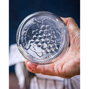 Paire de bouteilles à vin en cristal au design classique personnalisable pour whisky, fabriquées en métal, verre, plastique PC, pour cadeaux d'affaires - Product Image 2