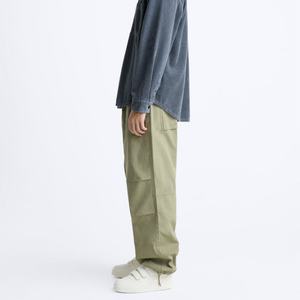 Pantalon Homme Plissé aux Genoux Personnalisé avec Cordon de Serrage Élastique Ajustable Coupe Décontractée – Vente en Gros - Product Image 3