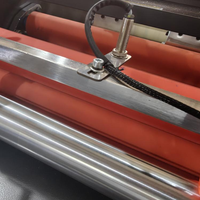 Machine de laminage automatique de films PE/BOPP et de papier, petite taille 540 mm, moteur électrique, haute vitesse et haute précision