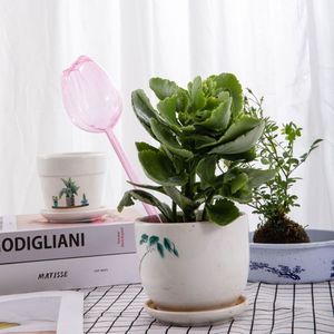 Dispositivo de riego automático Tulip Dripper para plantas de interior y exterior, sistema de riego para balcones, patios y jardines, material de PVC - Product Image 1