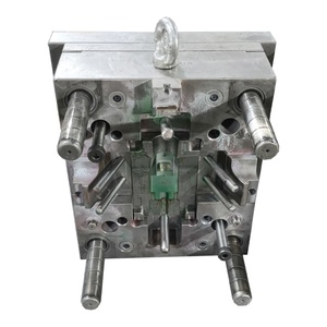 แม่พิมพ์ฉีดขึ้นรูปที่ซับซ้อนสำหรับถังเก็บของเหลวในรถยนต์ - Product Image 3