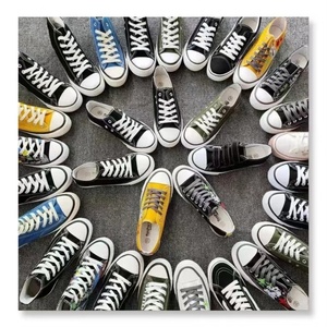 Vente en gros de ballots de chaussures de marque d'occasion de haute qualité en vrac, styles variés pour femmes et hommes, stock de vêtements - Product Image 1
