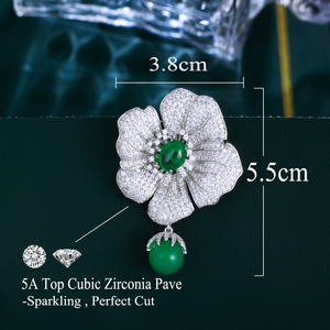 Vintage requintado banhado a prata cobre zircão cúbico pavimentar esmeralda verde grande flor broche pin para mulheres prom clothing broches - Product Image 6