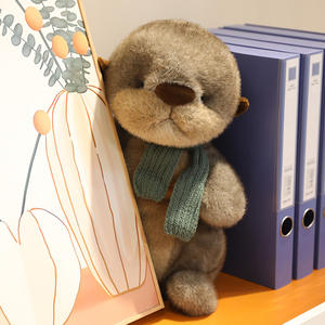 かわいいカワウソのぬいぐるみ飾り、パーソナライズされた超柔らかいデスクトップデコレーション、枕としても利用可能 - Product Image 1