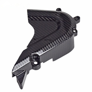 Cubierta de piñón de fibra de carbono seca 3K para KTM RC 390 2018+ - Product Image 3