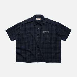 Camisa de Manga Corta ABYSS, Diseño Cuadriculado Azul Marino y Negro, Corte Holgado, Estilo Urbano Contemporáneo - Product Image 1