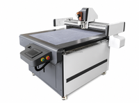 Machine de découpe CNC à couteau oscillant DK CUTTER pour caoutchouc, mousse, vinyle - Mini 1325 1010 8080