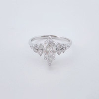 Bague pour femme en platine Pt950 avec diamant de laboratoire taille marquise à tige droite, style Prism Dream Shadow