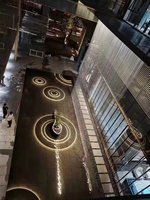 Rideau d'eau linéaire à LED de forme ronde décorative pour hôtel intérieur de conception libre Corde en acier inoxydable pour jardin Produits en pierre