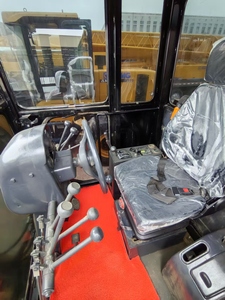 Niveleuse CAT 140H d'occasion en excellent état, haute qualité, économique, inspection complète, en stock - Product Image 5