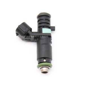 Inyector de Combustible D154001694 para Reemplazo Automotriz, Material Plástico - Product Image 2
